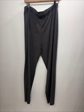 Chico’s Travelers essential slim pant gray size 3 Tall US size XL.NWT